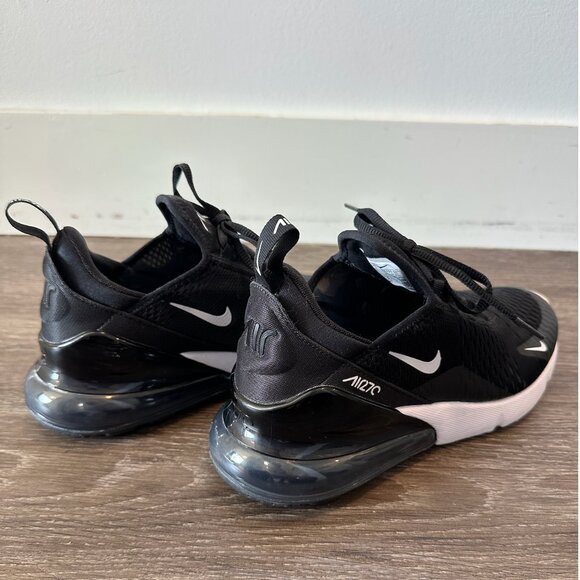 Nike Air Max 270 - Picture 4 of 7